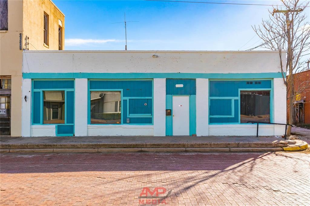 1017 N 2nd - Photo 1
