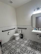 910 18th Street - Photo 14