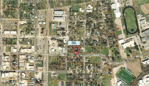 306 E Pecan Street - Photo 2