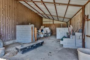 3511 S Interstate 35 - Photo 17