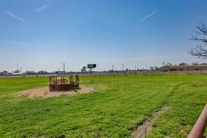 3511 S Interstate 35 - Photo 21