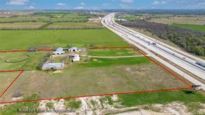 3511 S Interstate 35 - Photo 4