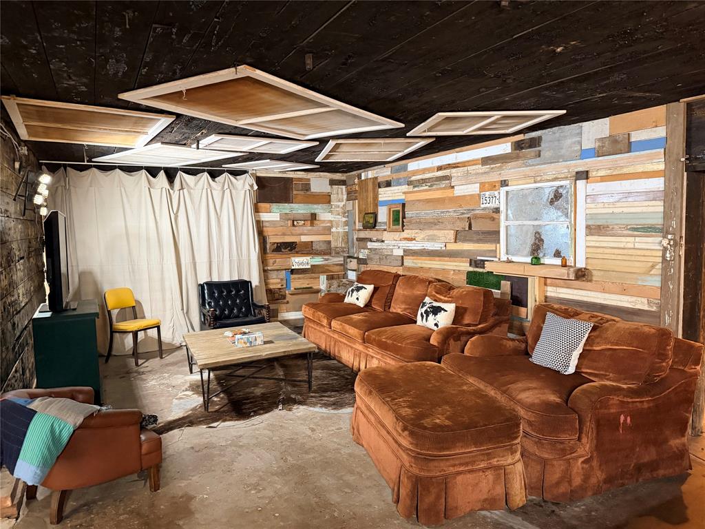 107 N Oak Street - Photo 18