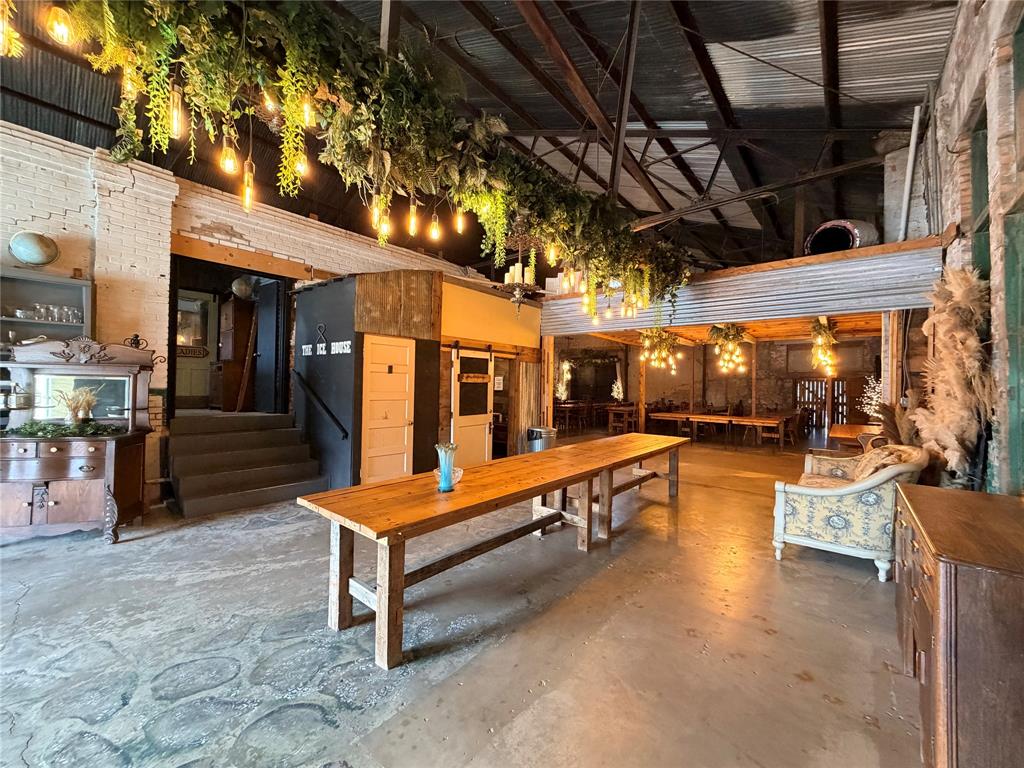 107 N Oak Street - Photo 6