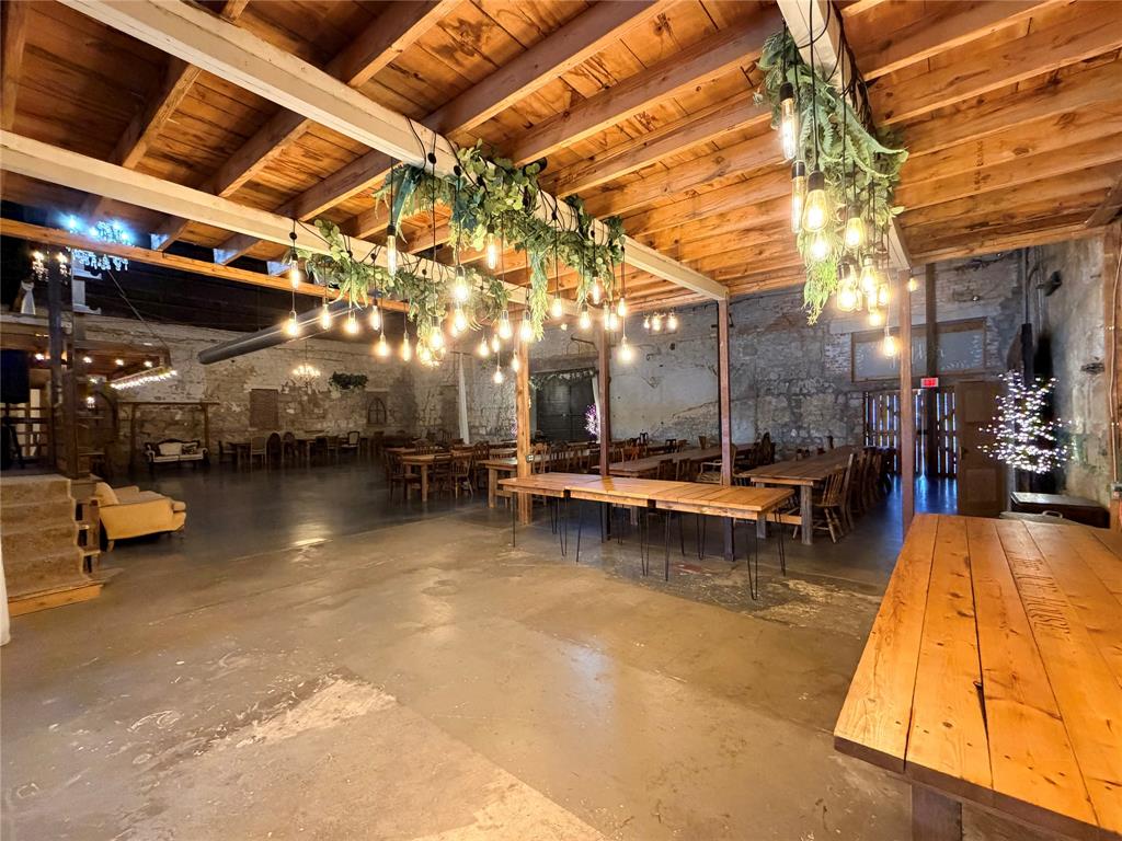 107 N Oak Street - Photo 7