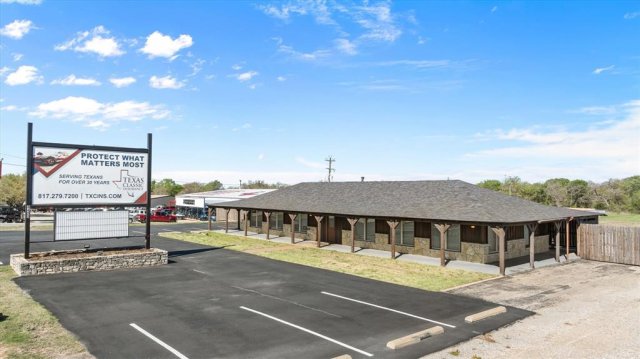 4400 E Highway 377