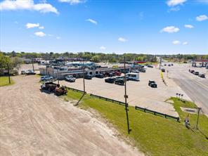 101 N Seven Points Boulevard - Photo 10