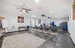 2908 E 11th Street - Photo 12