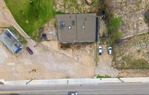 2908 E 11th Street - Photo 5