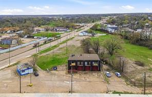 2908 E 11th Street - Photo 8