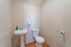 12645 S US Highway 377 - Photo 11