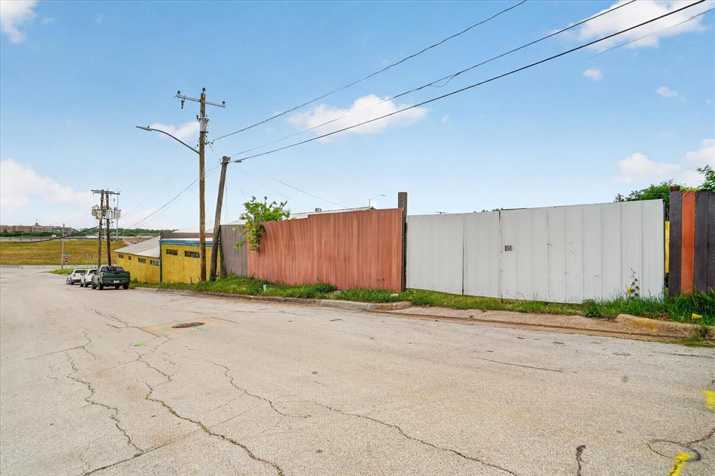 2025 E Rosedale Street - Photo 18