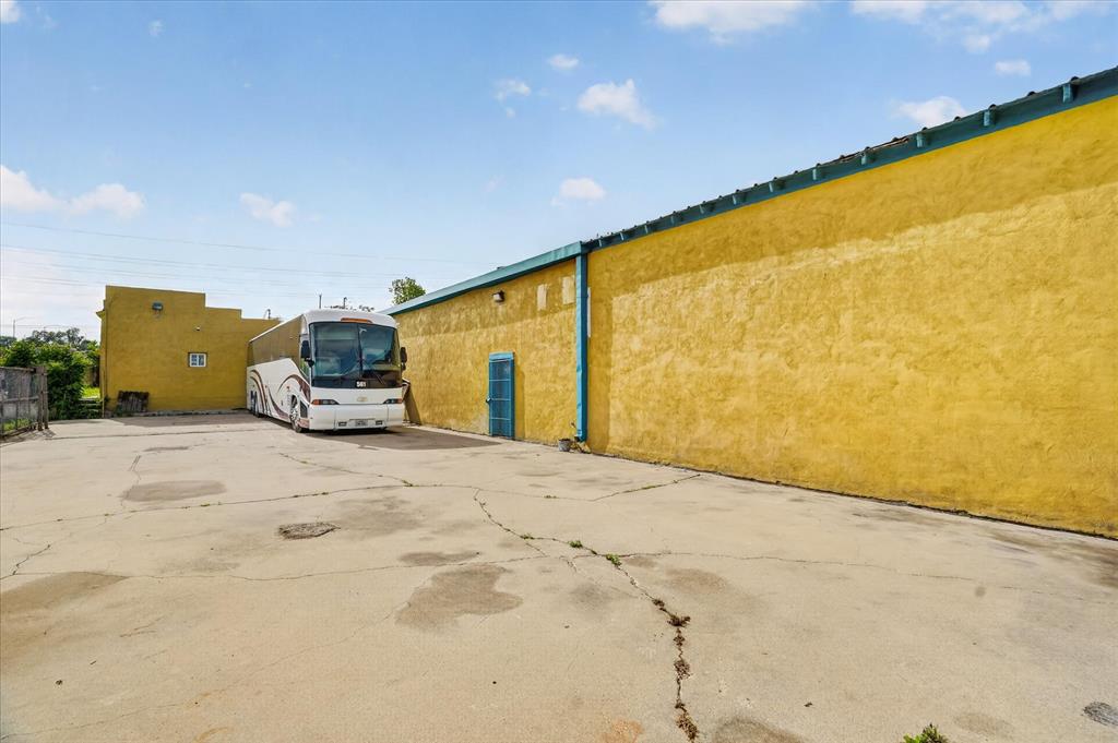 2025 E Rosedale Street - Photo 4