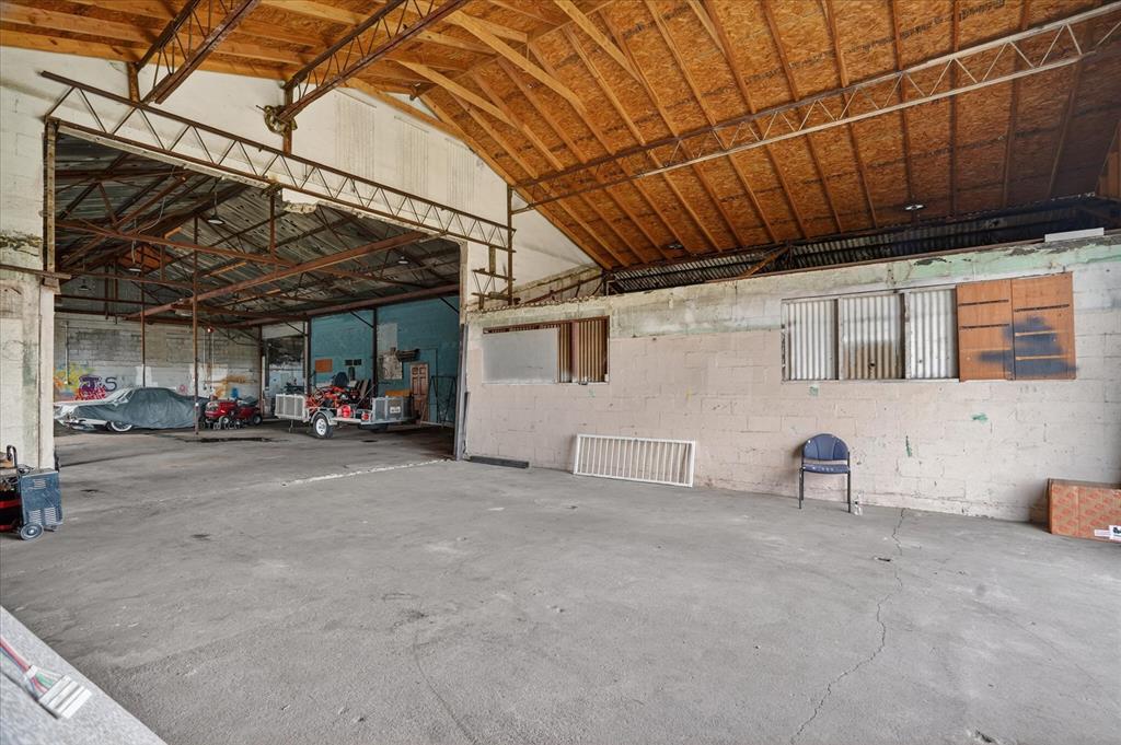 2025 E Rosedale Street - Photo 9