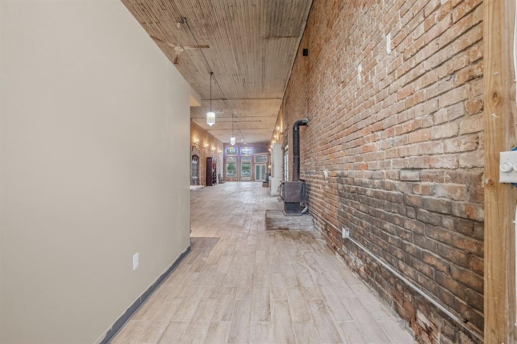 2 S Plaza Street - Photo 27