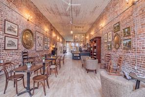 2 S Plaza Street - Photo 5