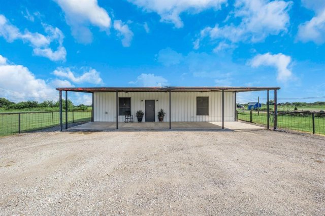 8505 W Interstate Highway 30