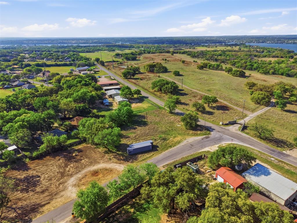 3205 Davis Road - Photo 4