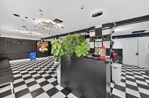 2620 Vaughn Boulevard - Photo 8