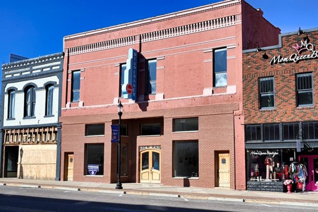 425 W Main Street