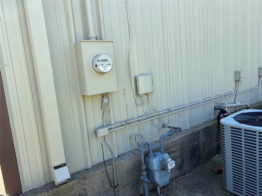 601 W Lacy Street - Photo 11