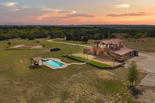 3119 County Road 2730