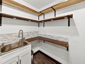 213 Mckinney Avenue - Photo 12