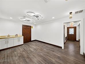 213 Mckinney Avenue - Photo 24