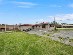 213 Mckinney Avenue - Photo 3