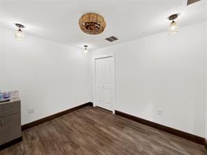213 Mckinney Avenue - Photo 32