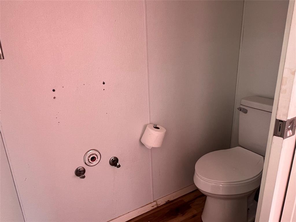 302 E Omega Street - Photo 7
