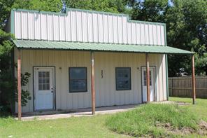 203 E Grove Street - Photo 3