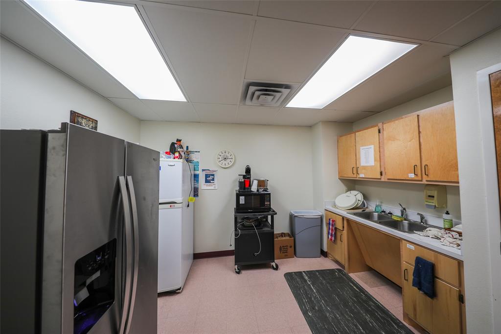 2625 S Church - Photo 8
