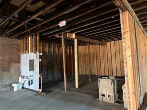 201 N Main Street - Photo 22