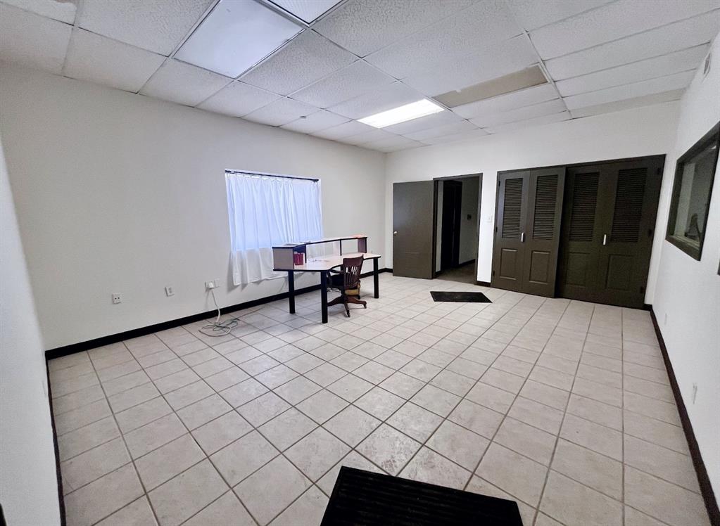 213 Valley Lane - Photo 4