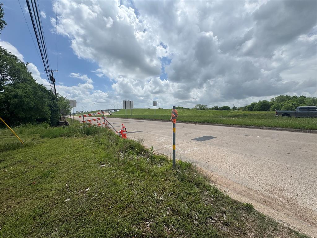 1300 S Loop Drive - Photo 2