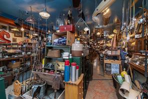107, 109, 115 W Commerce Street - Photo 25