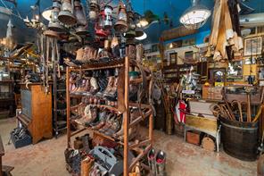 107, 109, 115 W Commerce Street - Photo 28