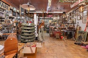 107, 109, 115 W Commerce Street - Photo 6