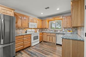 341 Reast Road - Photo 11