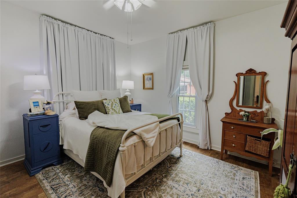 510 W Walnut Street - Photo 22