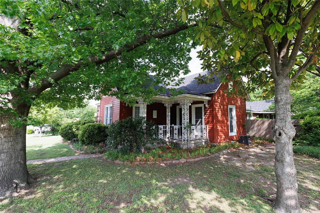 510 W Walnut Street - Photo 3
