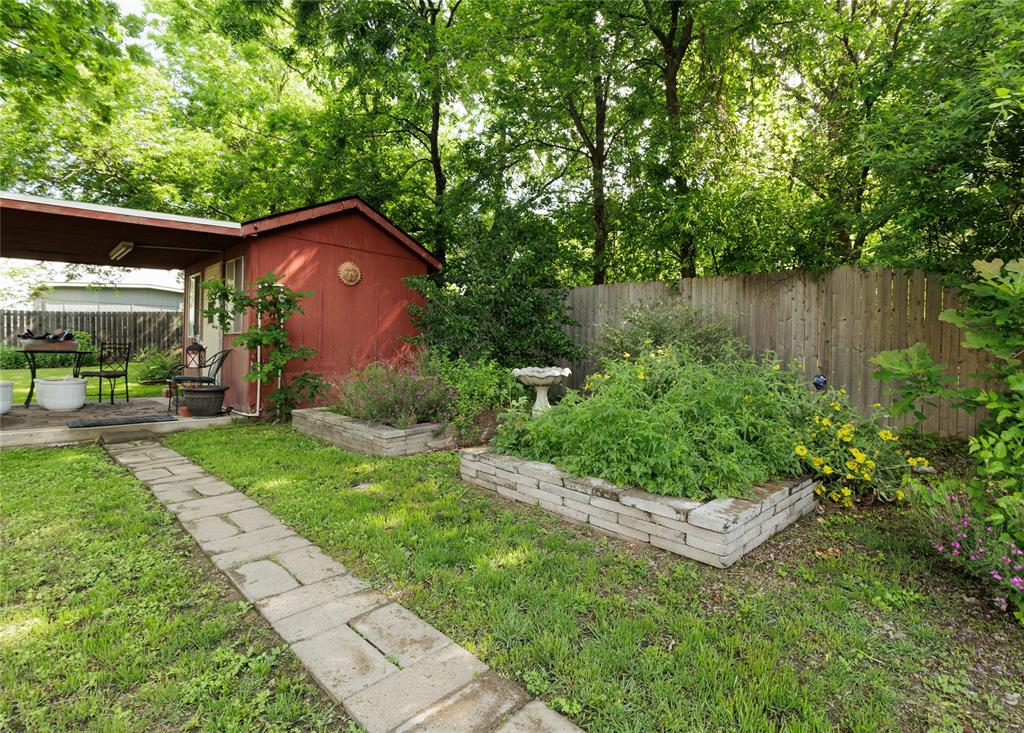 510 W Walnut Street - Photo 32