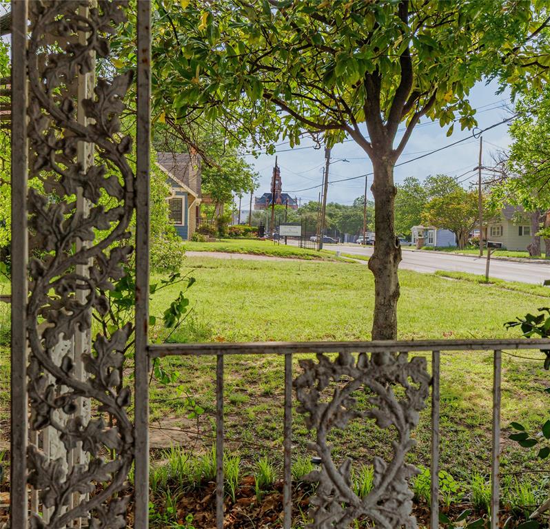510 W Walnut Street - Photo 39