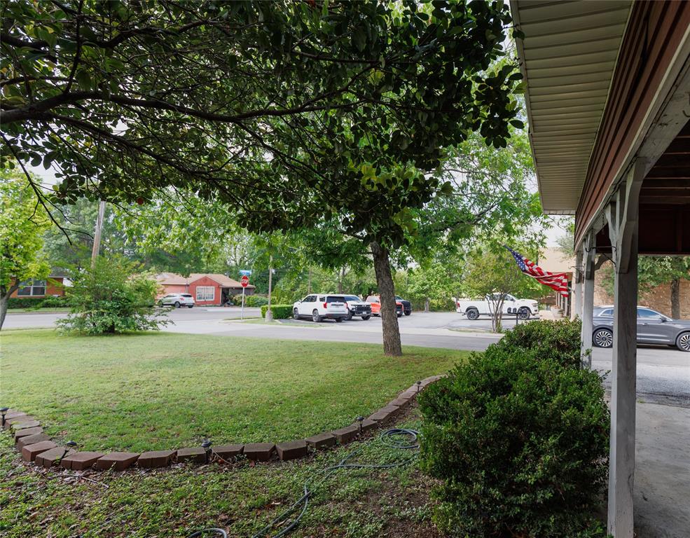 510 W Walnut Street - Photo 40