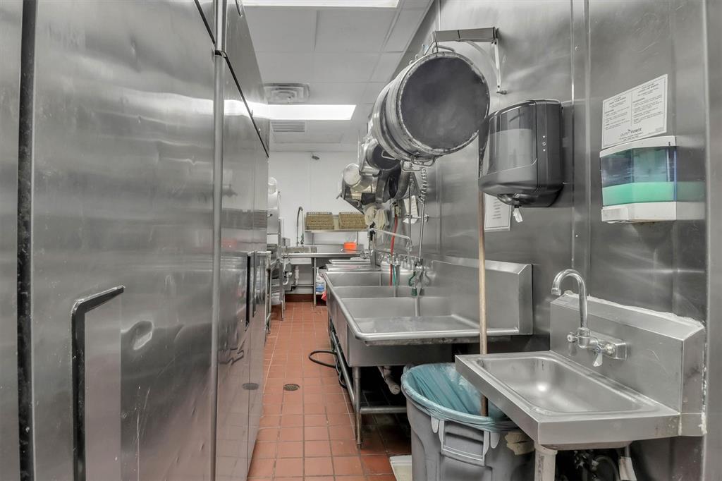 123 E Jefferson Street - Photo 23