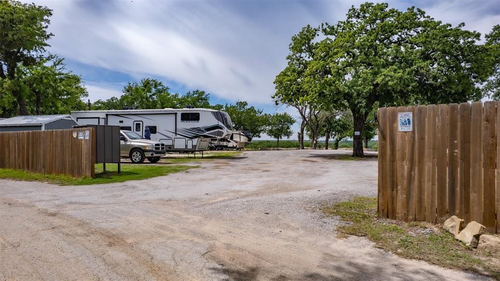 4650 Robertson Road - Photo 6
