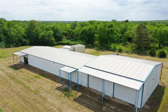 424 State Highway 75 S