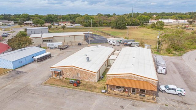 1200 S Highway 377