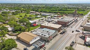 206 W Mccart Street - Photo 25